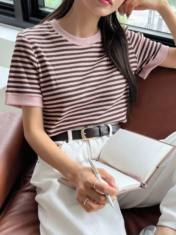 Camiseta Padrao Listrada Gola Redonda Moda Feminina - Foto Principal