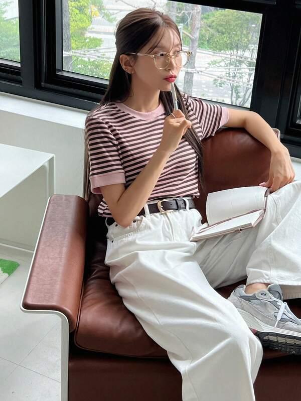 Camiseta Padrao Listrada Gola Redonda Moda Feminina - Foto Principal